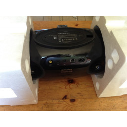 Извлечение Bowers и Wilkins Zeppelin Air Dock Arm